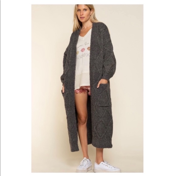 POL brand cardigan, get fall ready! 🍁🍂 - Picture 2 of 6